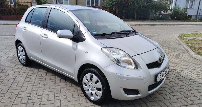 Toyota Yaris cena 22700 przebieg: 149200, rok produkcji 2009 z Puławy małe 407